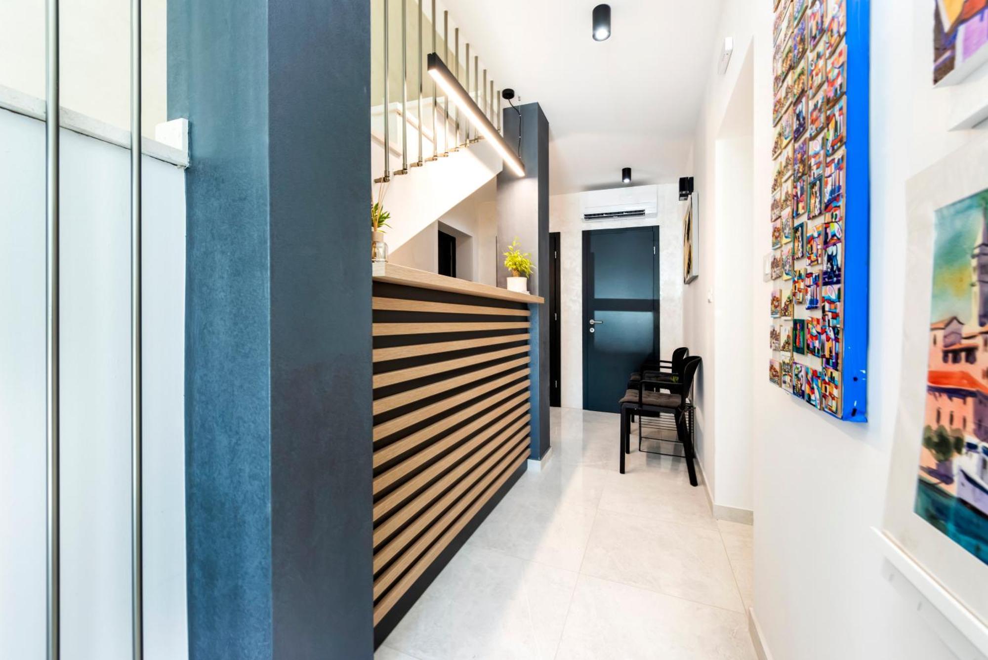 Apartment With Private Jacuzzi Garbin 1 And Garbin 2