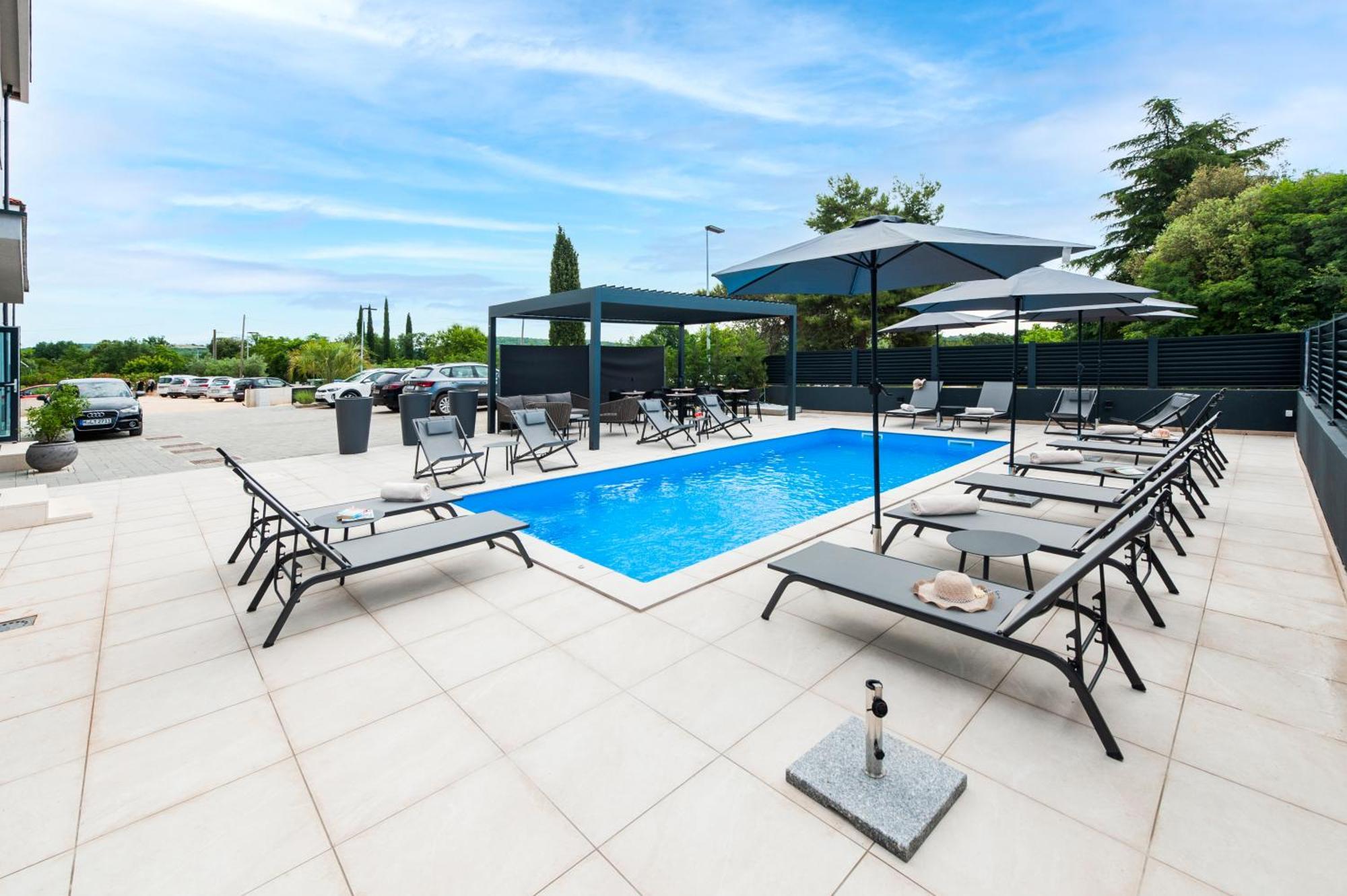 With Private Jacuzzi Garbin 1 And Garbin 2 *